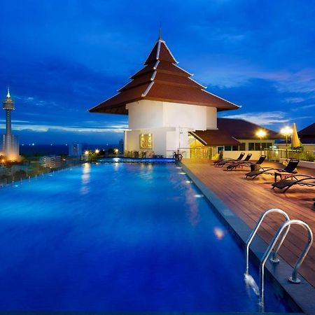 Aiyara Grand Hotel Pattaya Exteriér fotografie