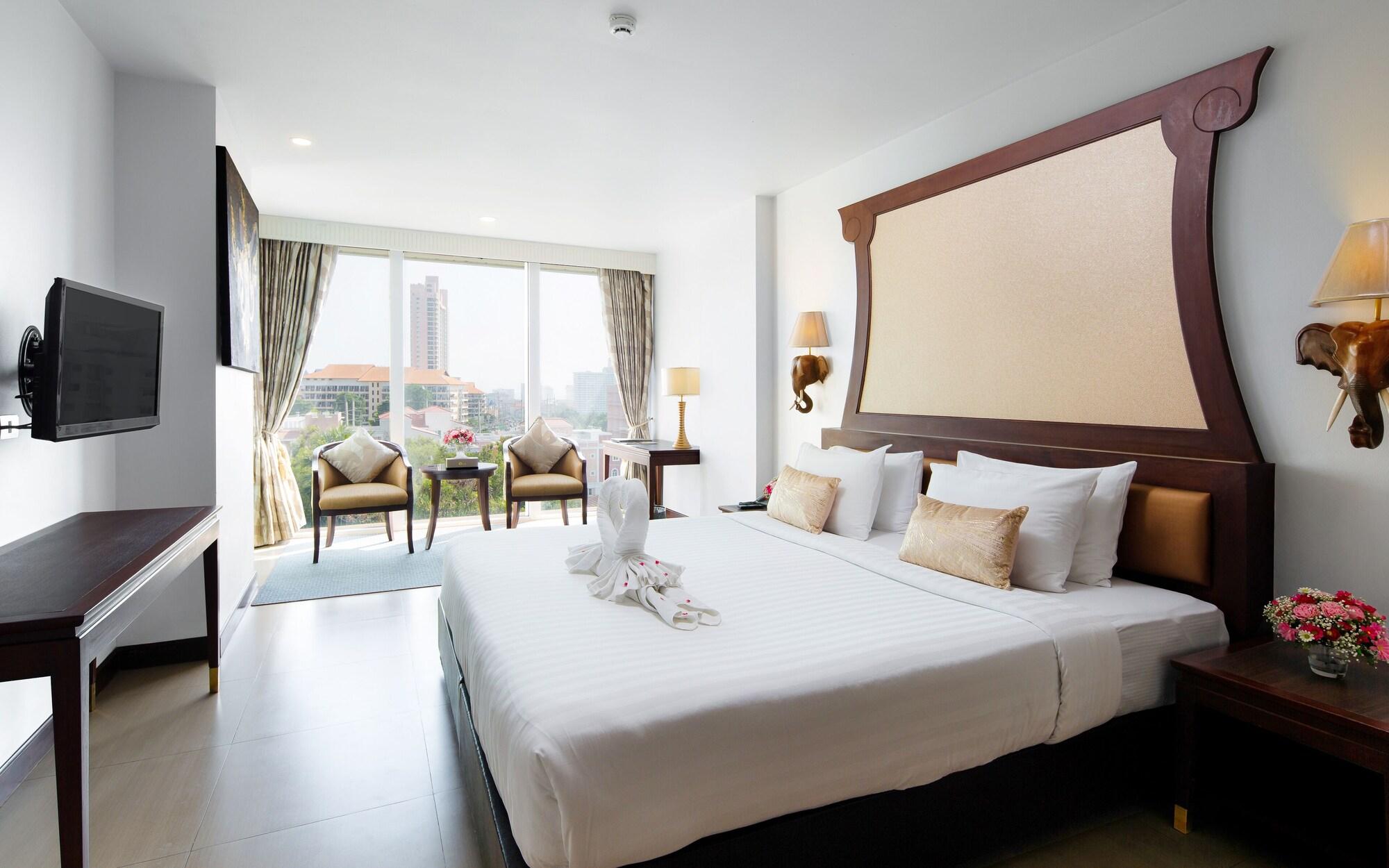 Aiyara Grand Hotel Pattaya Exteriér fotografie