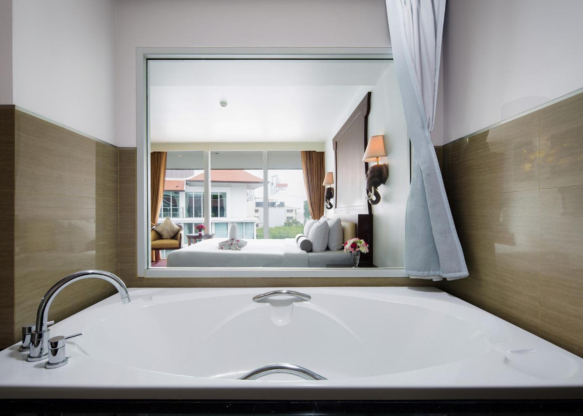 Aiyara Grand Hotel Pattaya Exteriér fotografie