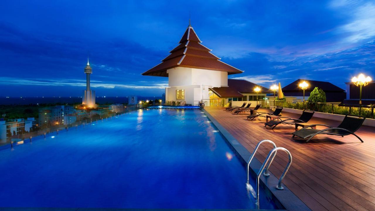 Aiyara Grand Hotel Pattaya Exteriér fotografie